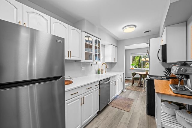 1215 N Waterman Avenue 3C, Arlington Heights, IL 60004