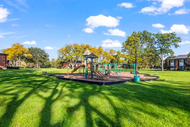 1215 N Waterman Avenue 3C, Arlington Heights, IL 60004