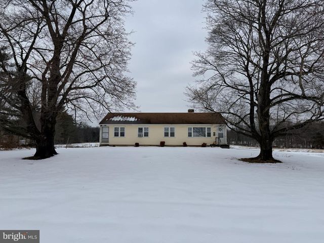 429 FAGLEYSVILLE RD, Perkiomenville, PA 18074