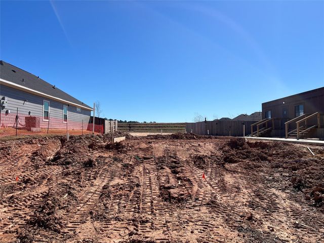 12160 Ridge Top Drive, Conroe, TX 77304