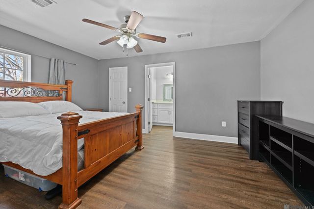 237 Capitol St, Denham Springs, LA 70726