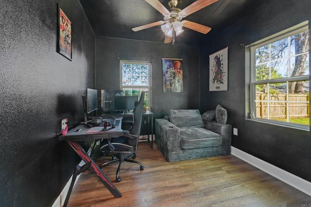 237 Capitol St, Denham Springs, LA 70726