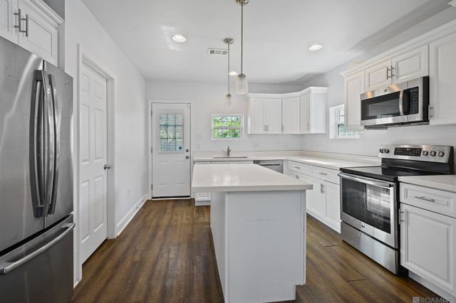 237 Capitol St, Denham Springs, LA 70726