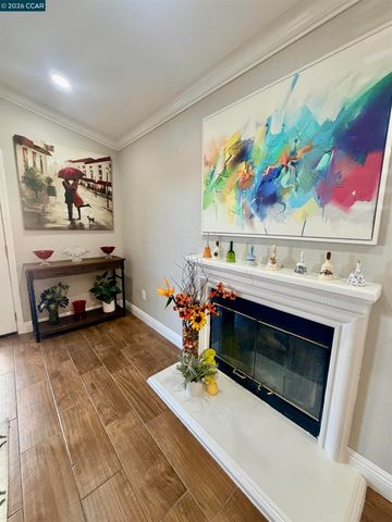 2163 Garnet Cir, Vallejo, CA 94591