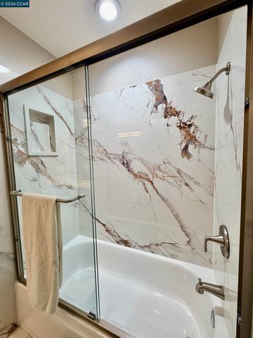 2163 Garnet Cir, Vallejo, CA 94591