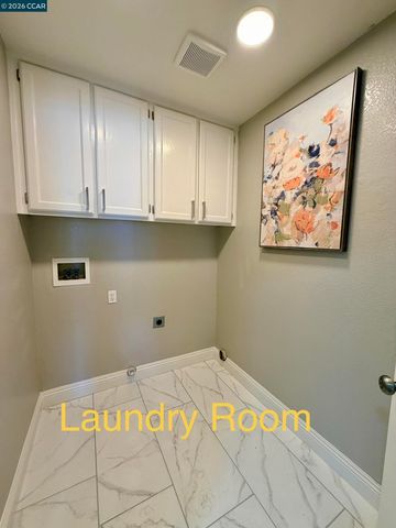2163 Garnet Cir, Vallejo, CA 94591