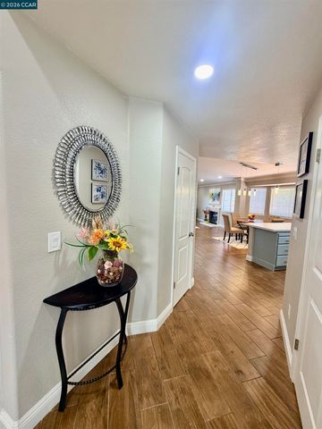 2163 Garnet Cir, Vallejo, CA 94591