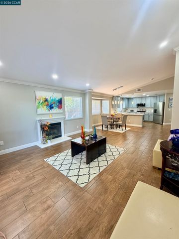 2163 Garnet Cir, Vallejo, CA 94591
