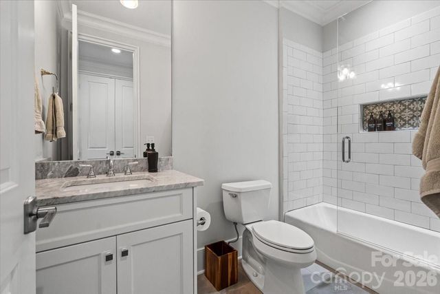 1160 S Kings Drive, Charlotte, NC 28207
