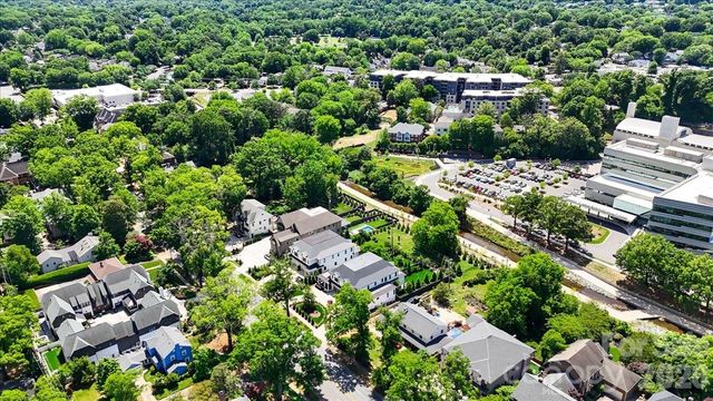 1160 S Kings Drive, Charlotte, NC 28207