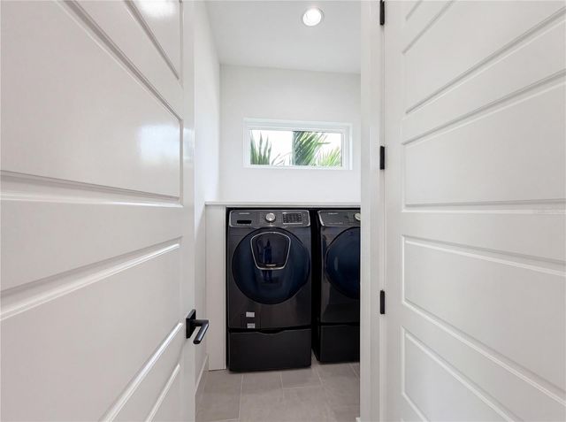 5911 REDBAY BOULEVARD, Bradenton, FL 34210