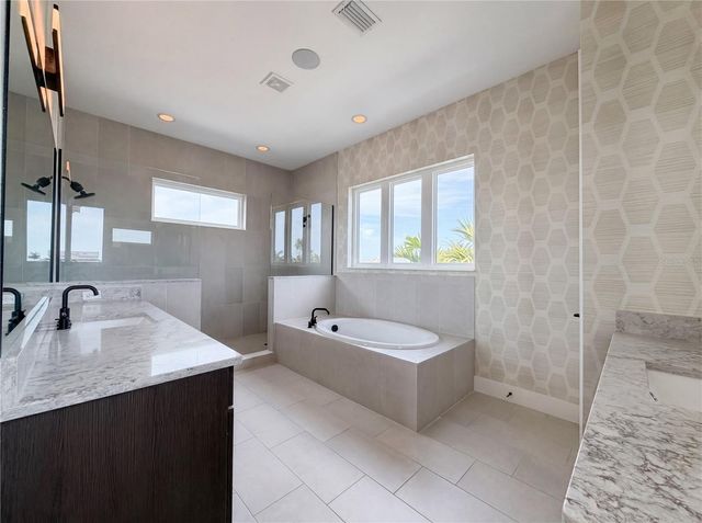 5911 REDBAY BOULEVARD, Bradenton, FL 34210
