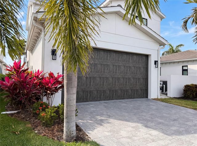 5911 REDBAY BOULEVARD, Bradenton, FL 34210