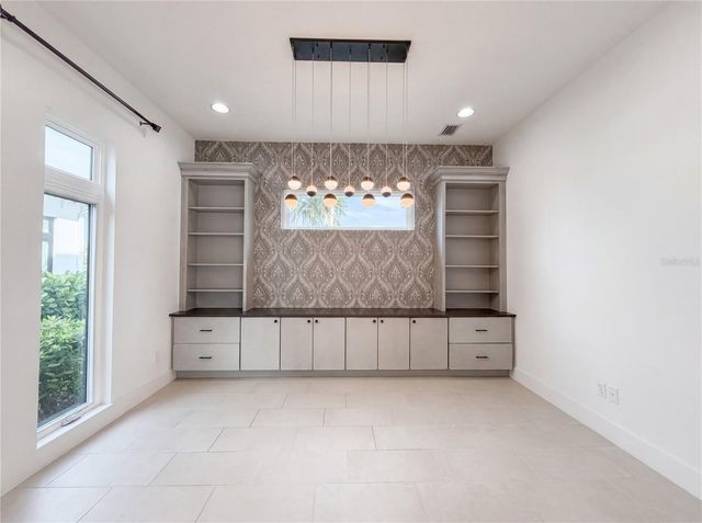 5911 REDBAY BOULEVARD, Bradenton, FL 34210