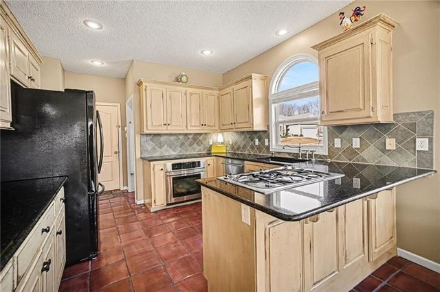 8623 N Liston Avenue, Kansas City, MO 64154