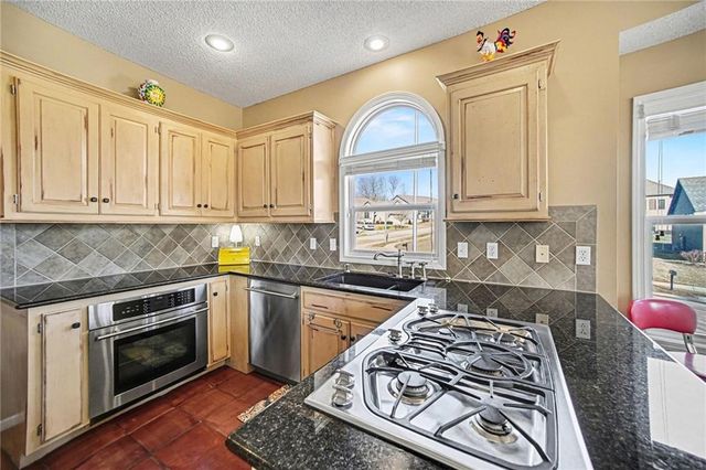 8623 N Liston Avenue, Kansas City, MO 64154