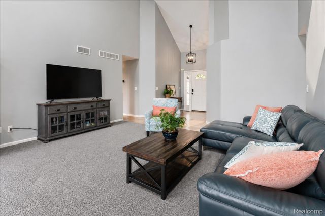 54798 Jack Drive, Macomb Township, MI 48042
