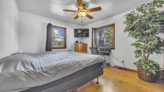 860 Forest AVENUE, Fond Du Lac, WI 54935