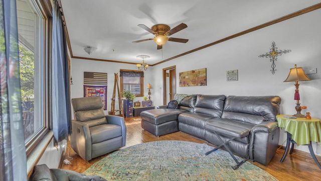 860 Forest AVENUE, Fond Du Lac, WI 54935