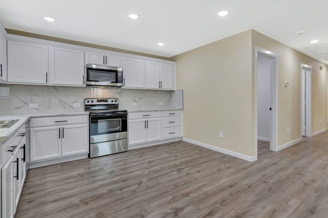 1305 Hadley Drive, Arlington, TX 76011