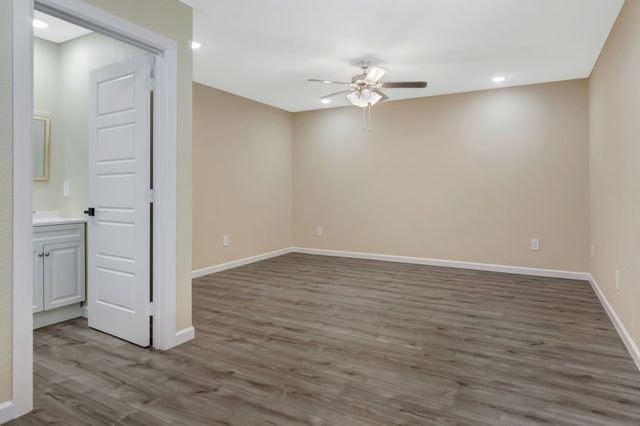 1305 Hadley Drive, Arlington, TX 76011
