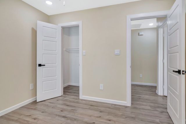 1305 Hadley Drive, Arlington, TX 76011