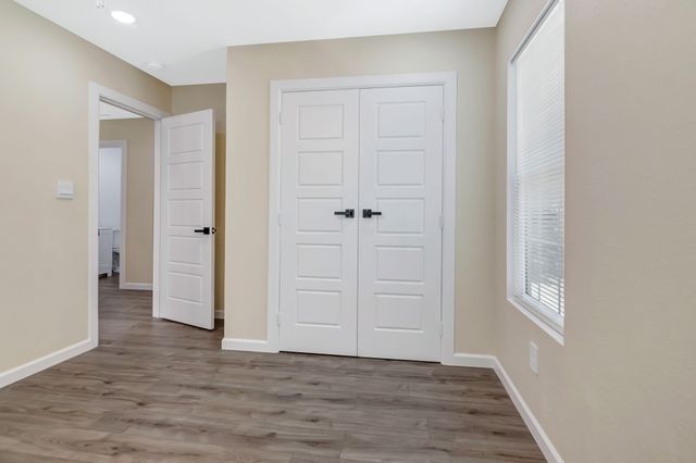 1305 Hadley Drive, Arlington, TX 76011