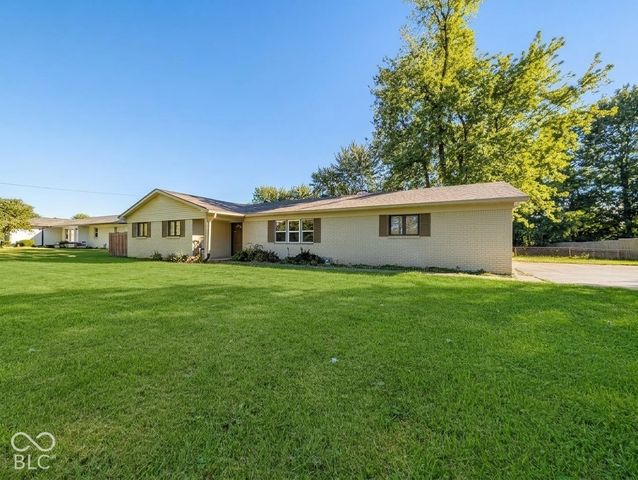 8645 Maze Road, Indianapolis, IN 46259
