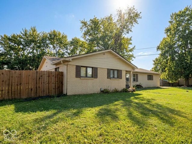 8645 Maze Road, Indianapolis, IN 46259