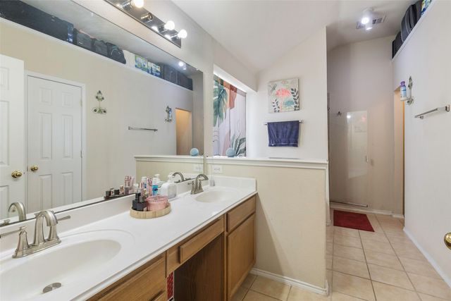 809 Fox Run Trail, Saginaw, TX 76179