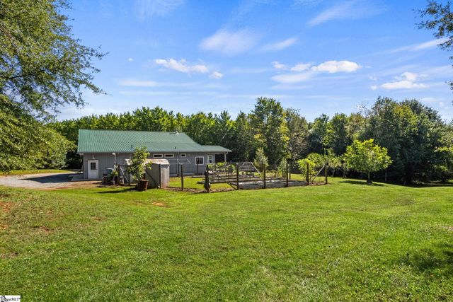 770 Dickson Road, Campobello, SC 29322