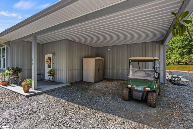 770 Dickson Road, Campobello, SC 29322