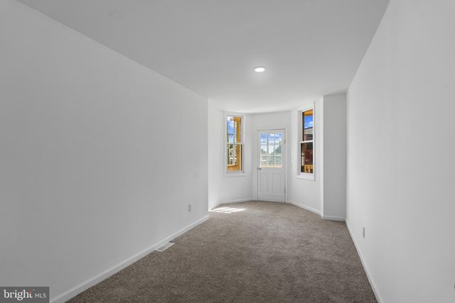 2912 AUCHENTOROLY TER, Baltimore, MD 21217