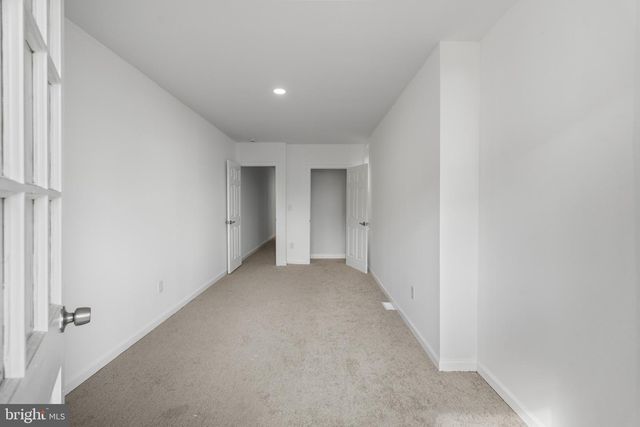 2912 AUCHENTOROLY TER, Baltimore, MD 21217