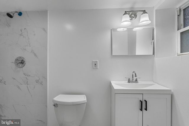 2912 AUCHENTOROLY TER, Baltimore, MD 21217