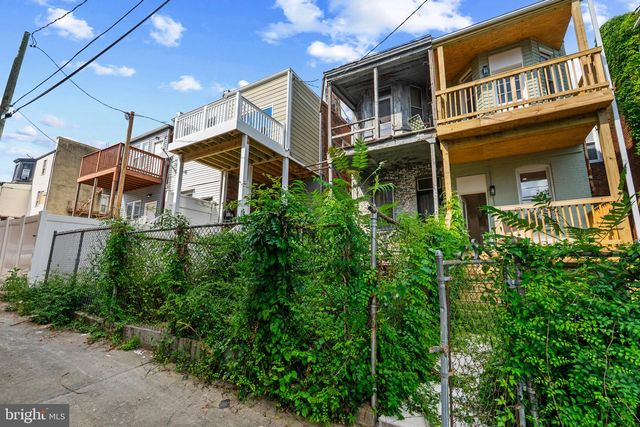 2912 AUCHENTOROLY TER, Baltimore, MD 21217