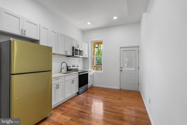 2912 AUCHENTOROLY TER, Baltimore, MD 21217
