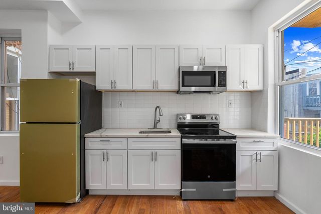 2912 AUCHENTOROLY TER, Baltimore, MD 21217