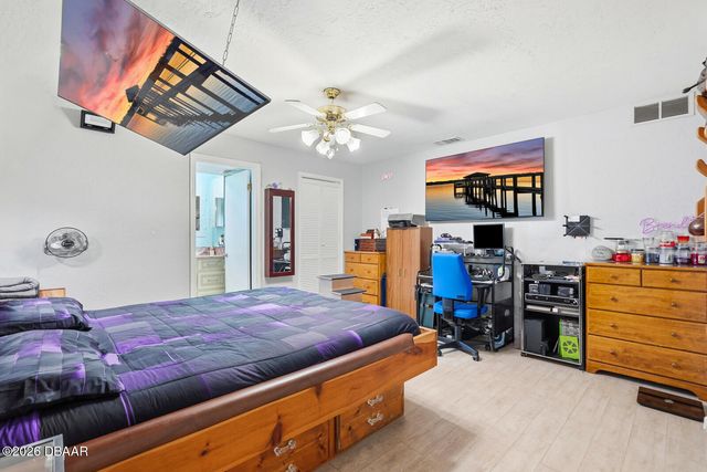 934 Wilmington Drive, Deltona, FL 32725