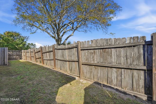 934 Wilmington Drive, Deltona, FL 32725