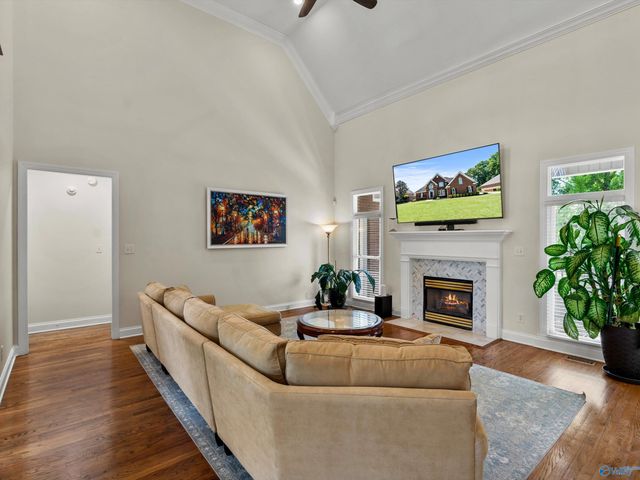 2309 Mcnair Street SW, Decatur, AL 35603