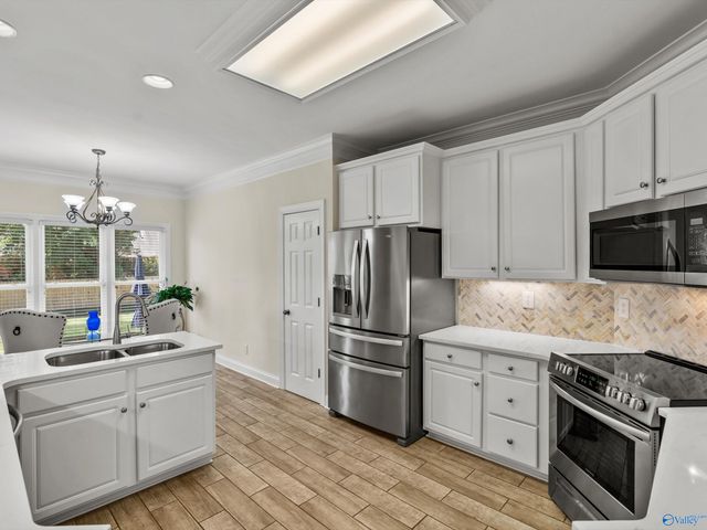 2309 Mcnair Street SW, Decatur, AL 35603