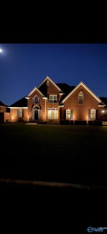 2309 Mcnair Street SW, Decatur, AL 35603