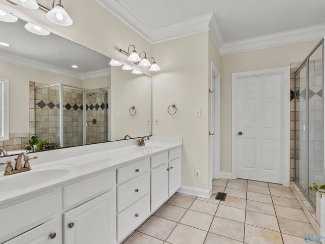 2309 Mcnair Street SW, Decatur, AL 35603
