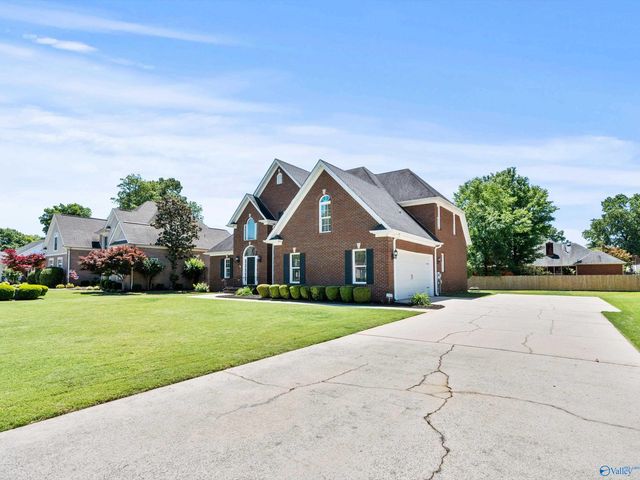 2309 Mcnair Street SW, Decatur, AL 35603