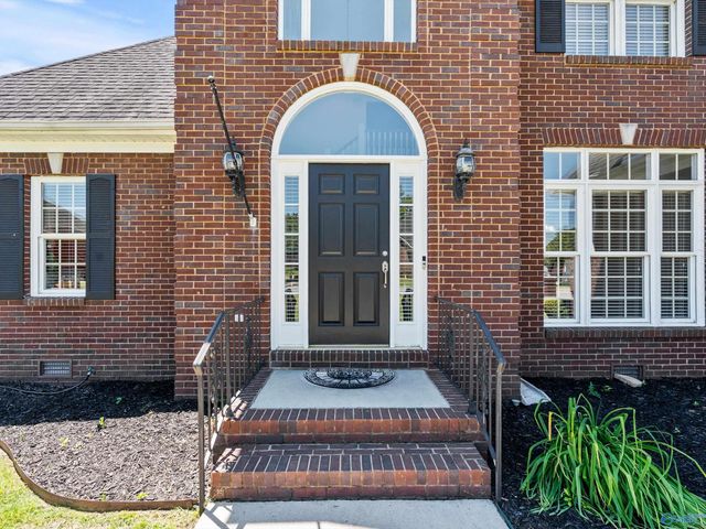 2309 Mcnair Street SW, Decatur, AL 35603