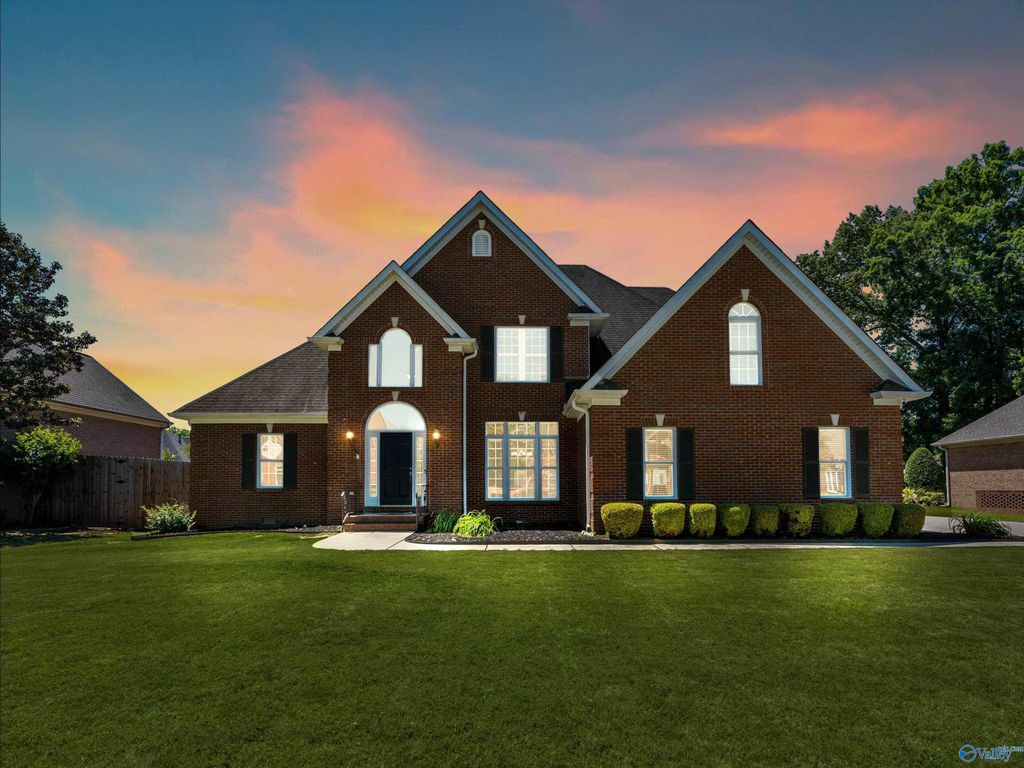 2309 Mcnair Street SW, Decatur, AL 35603
