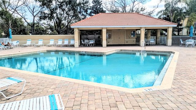 3880 82ND AVENUE CIRCLE E 101, Sarasota, FL 34243