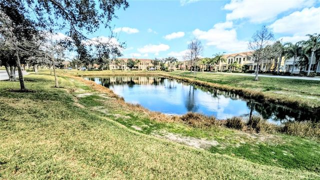 3880 82ND AVENUE CIRCLE E 101, Sarasota, FL 34243