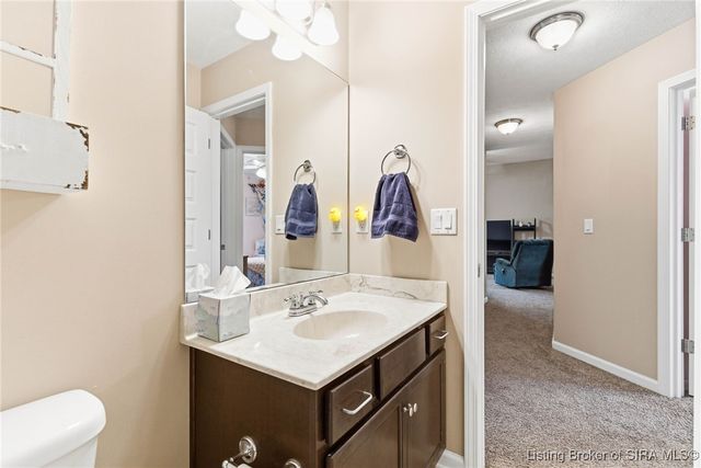 1618 Regans Way, Jeffersonville, IN 47130